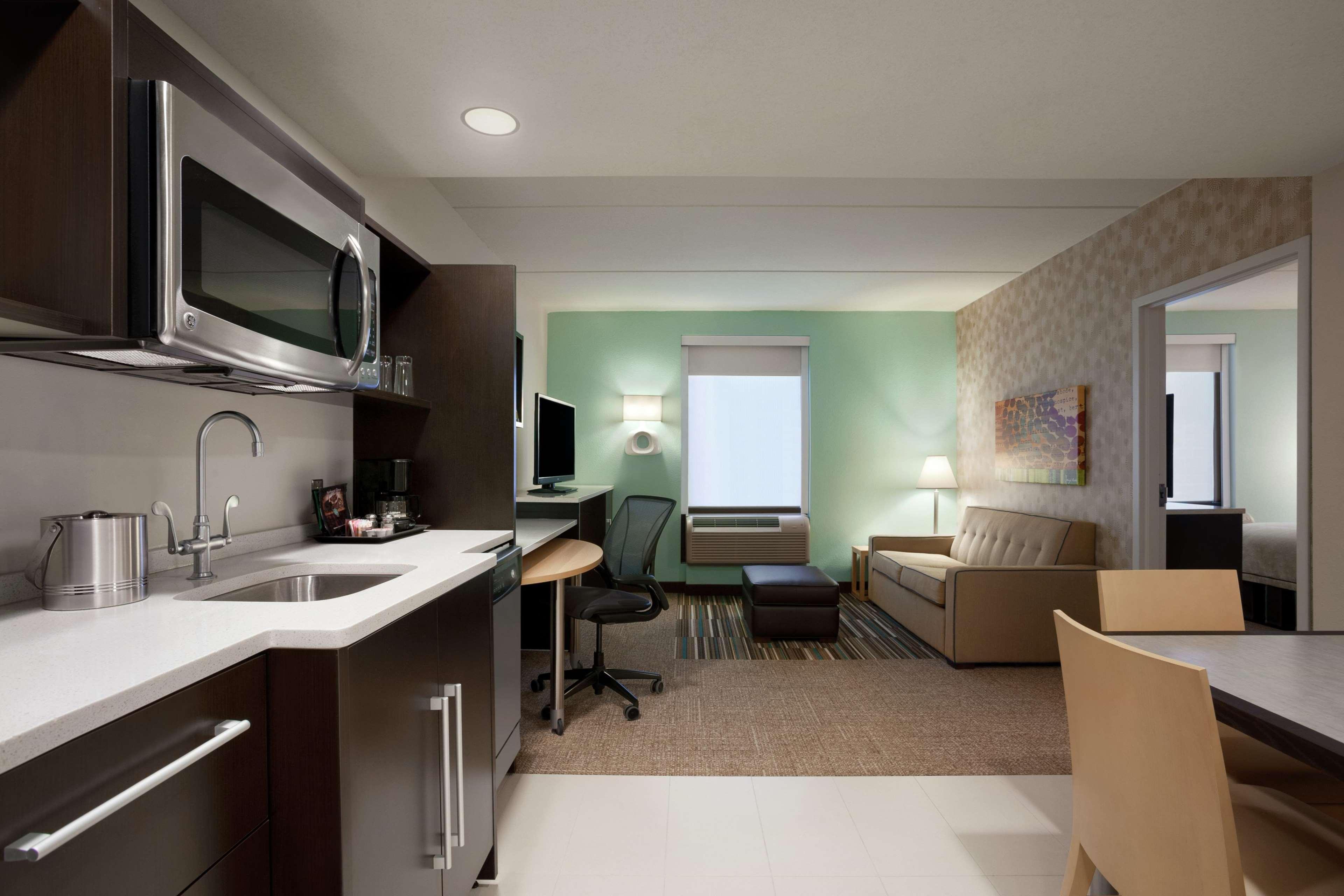 Home2 Suites By Hilton Philadelphia Convention Center Екстериор снимка